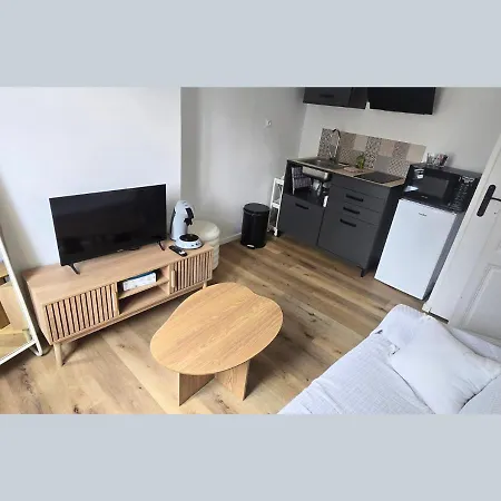 Lamartine2 T2 Entre Chu Bretonneau Et Centre * Tours